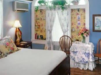 Bottger Mansion Of Old Town Hotel 3*