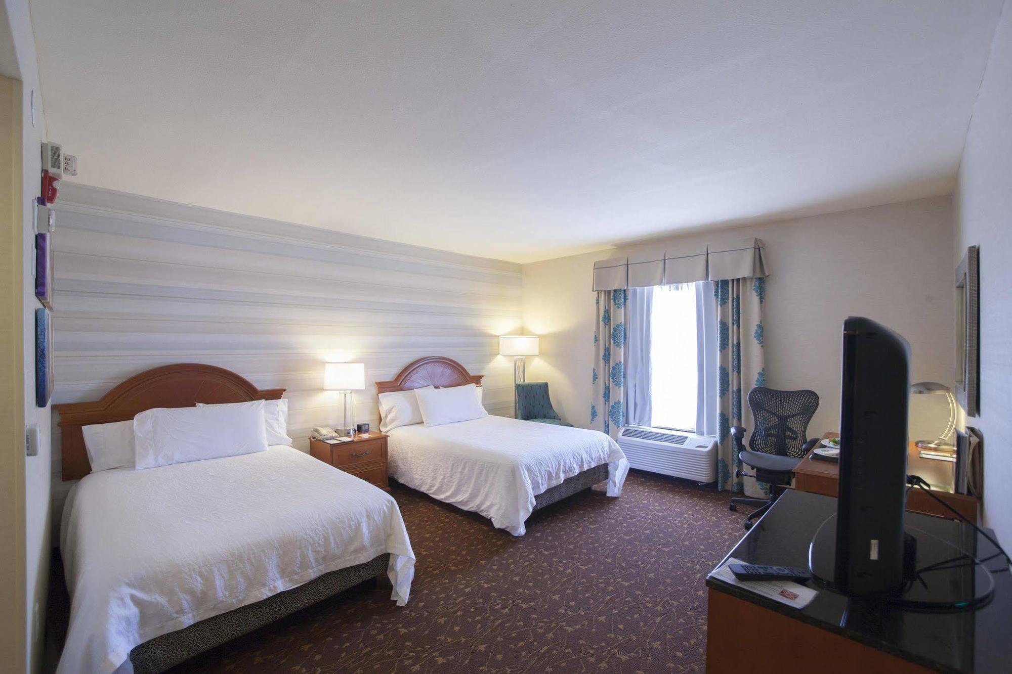 Hilton Garden Airport Hotel 3*