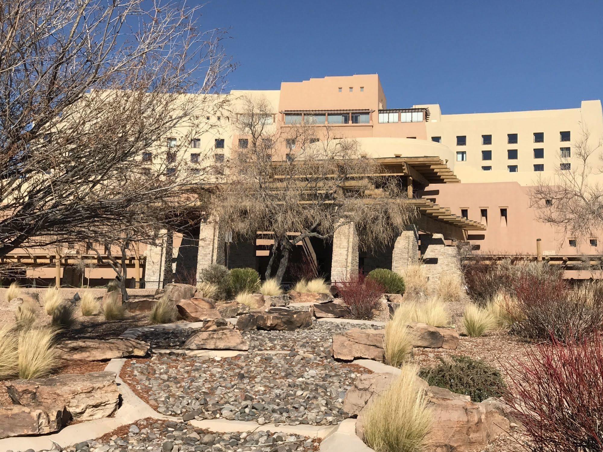 Sandia And Casino Hotel