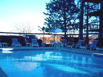 Days & By Wyndham North Hotel