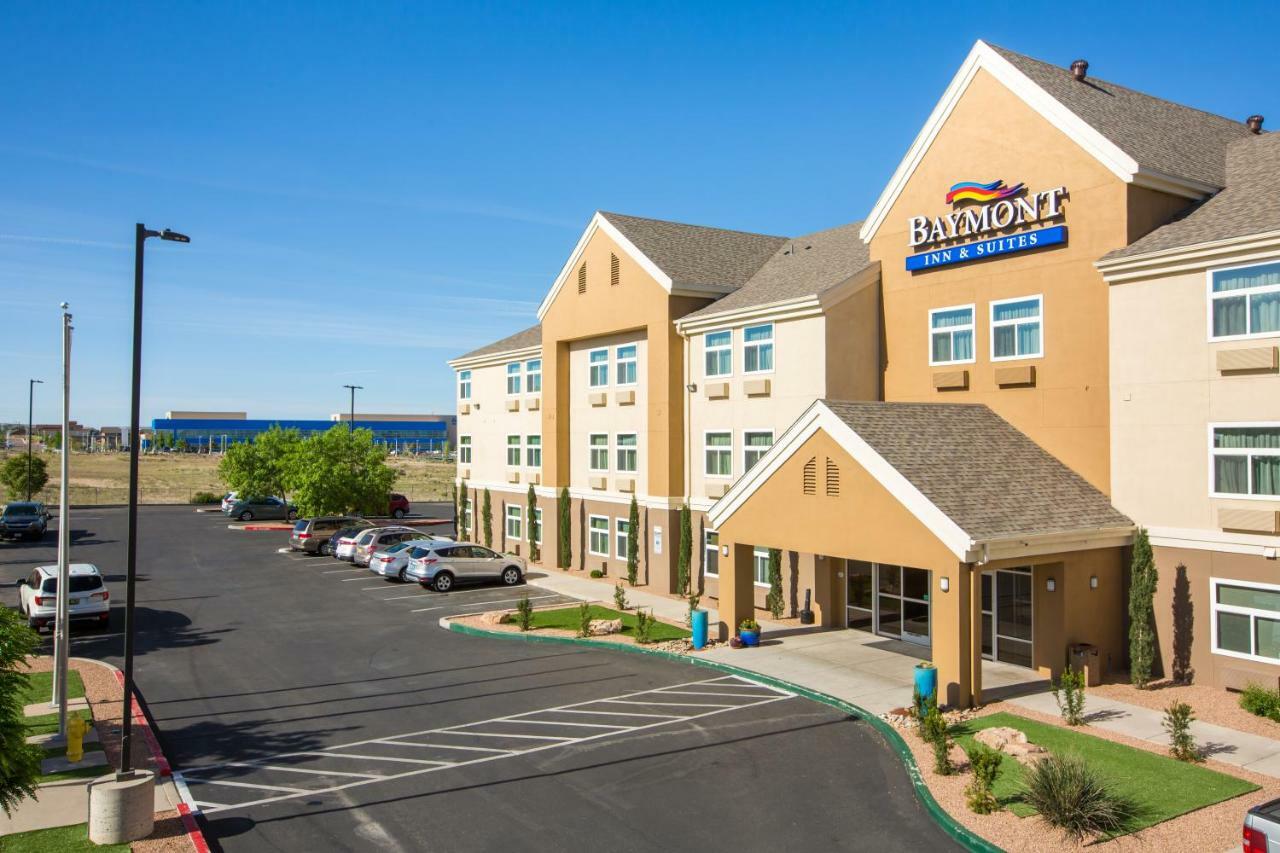 Baymont By Wyndham Airport 3*