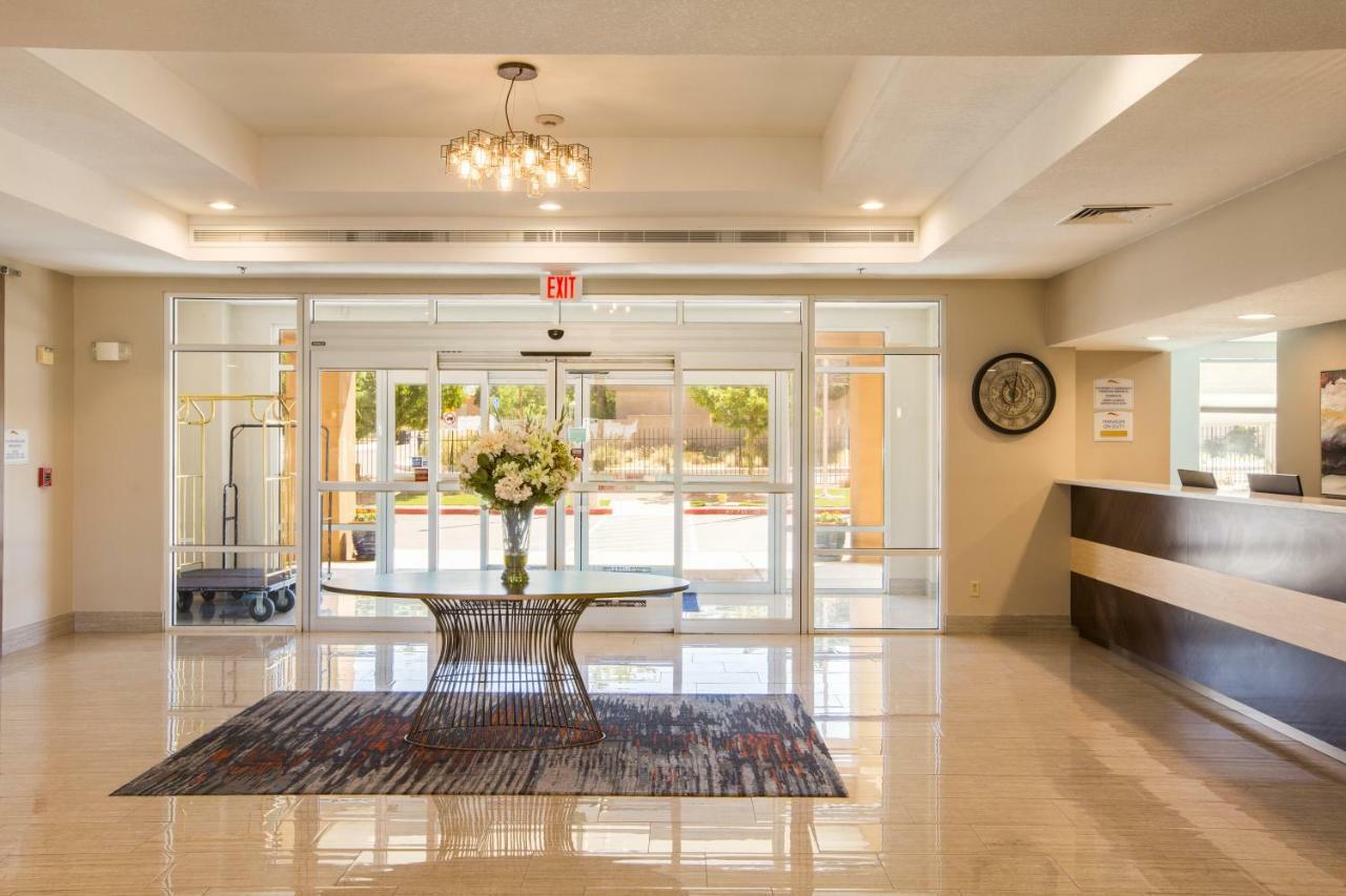 Baymont By Wyndham Airport 3*