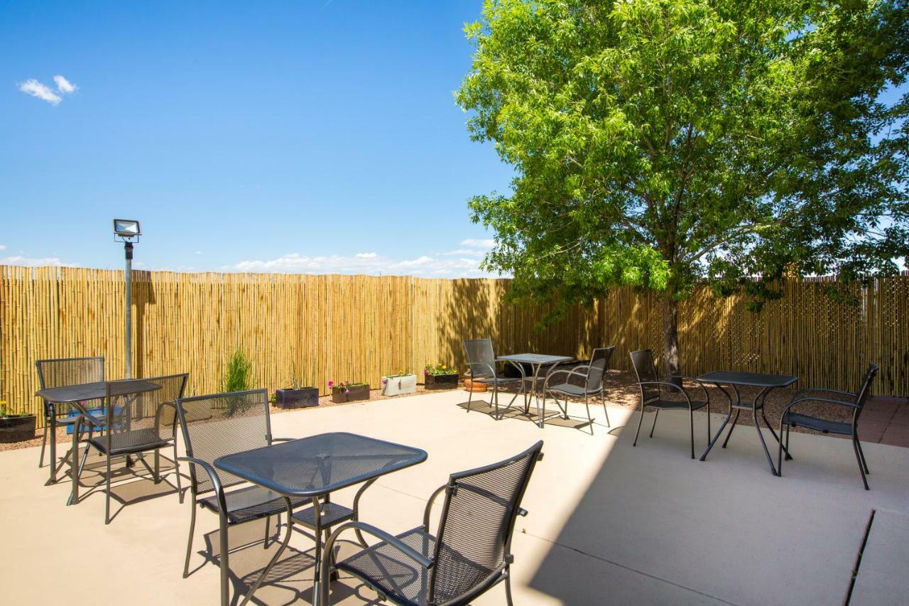 Baymont By Wyndham Airport Hotel Albuquerque