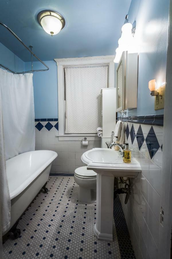Downtown Historic Bed & Breakfast