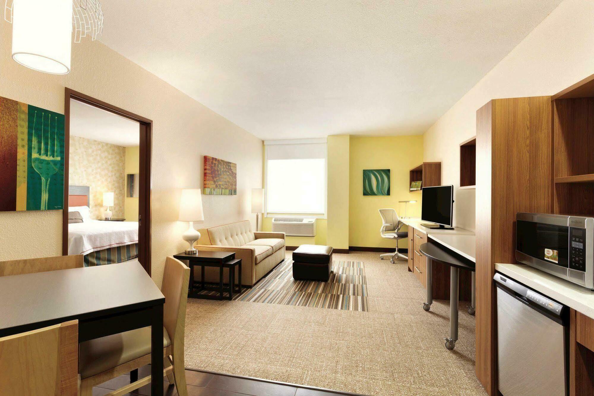 Home2 By Hilton Downtown/university