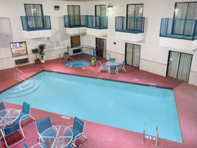 Days By Wyndham West 2*