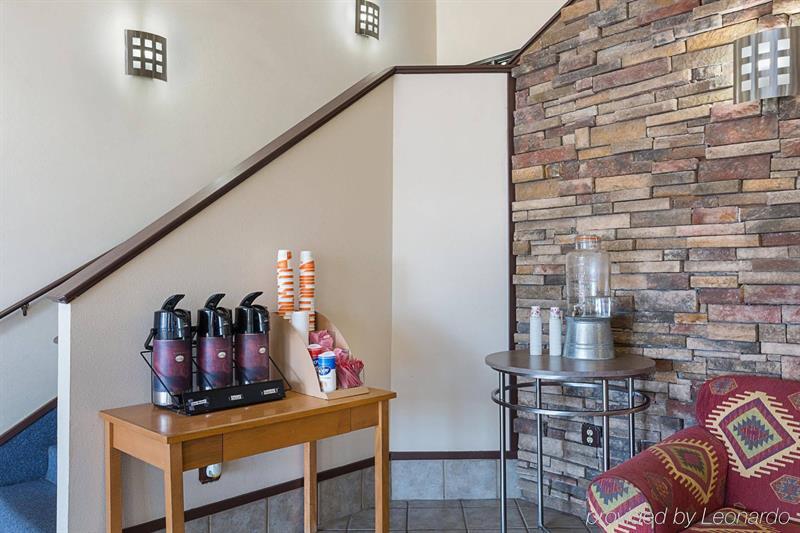 Surestay By Western Midtown 4*