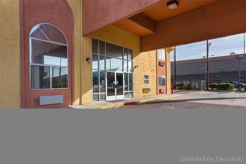 Surestay By Western Midtown Hotel 4*