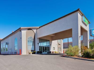 Surestay By Western Midtown Albuquerque