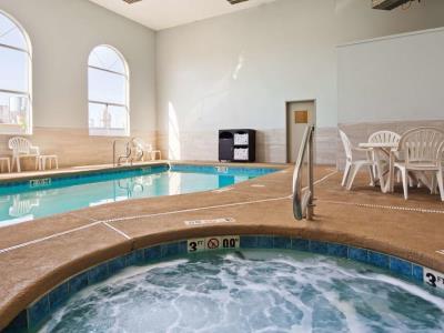 Hotel Surestay By Western Midtown