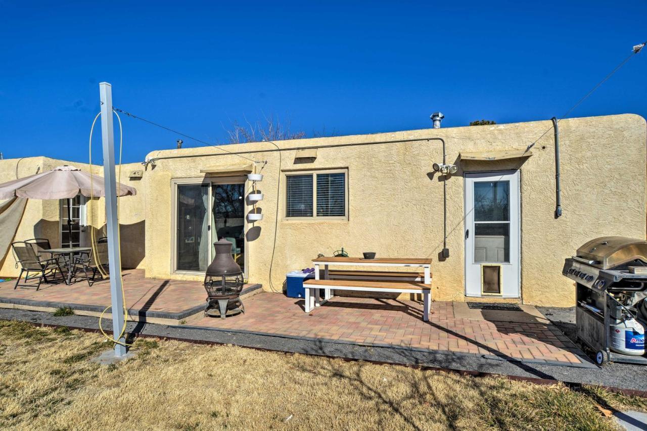 Vibrant Abq Adobe Den Mtn Views, Walk To Park!