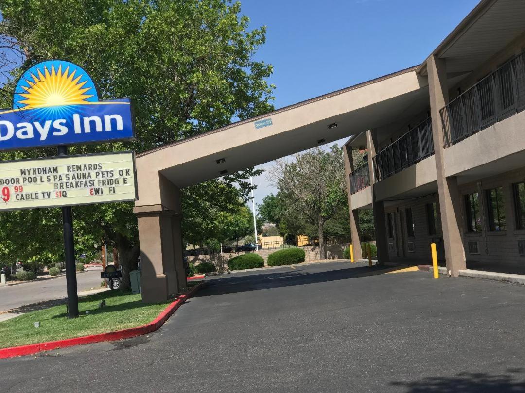 Days By Wyndham West Hotel Albuquerque