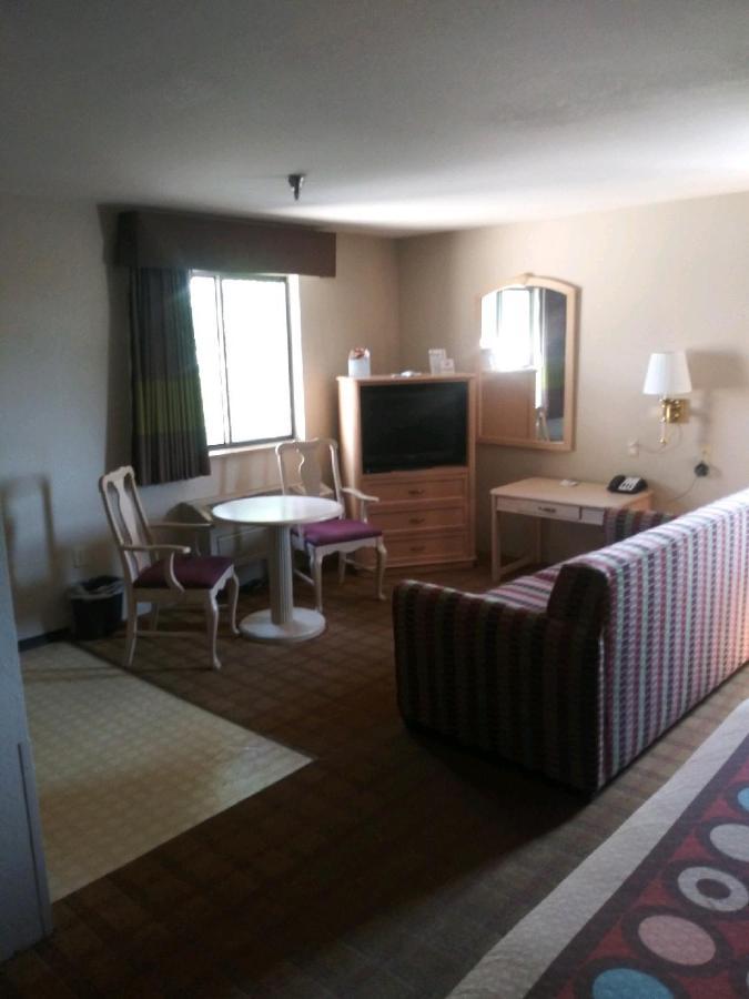 Super 8 By Wyndham West/coors Blvd Hotel Albuquerque