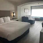 La Quinta Inn & Suites By Wyndham Albuquerque Midtown