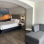 La Quinta Inn & Suites By Wyndham Albuquerque Midtown