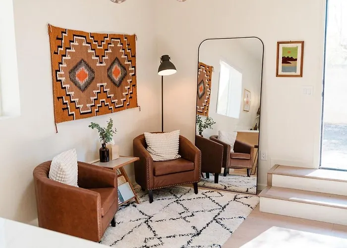 Stay At The Cozy Lofts At Arno! Unit A
