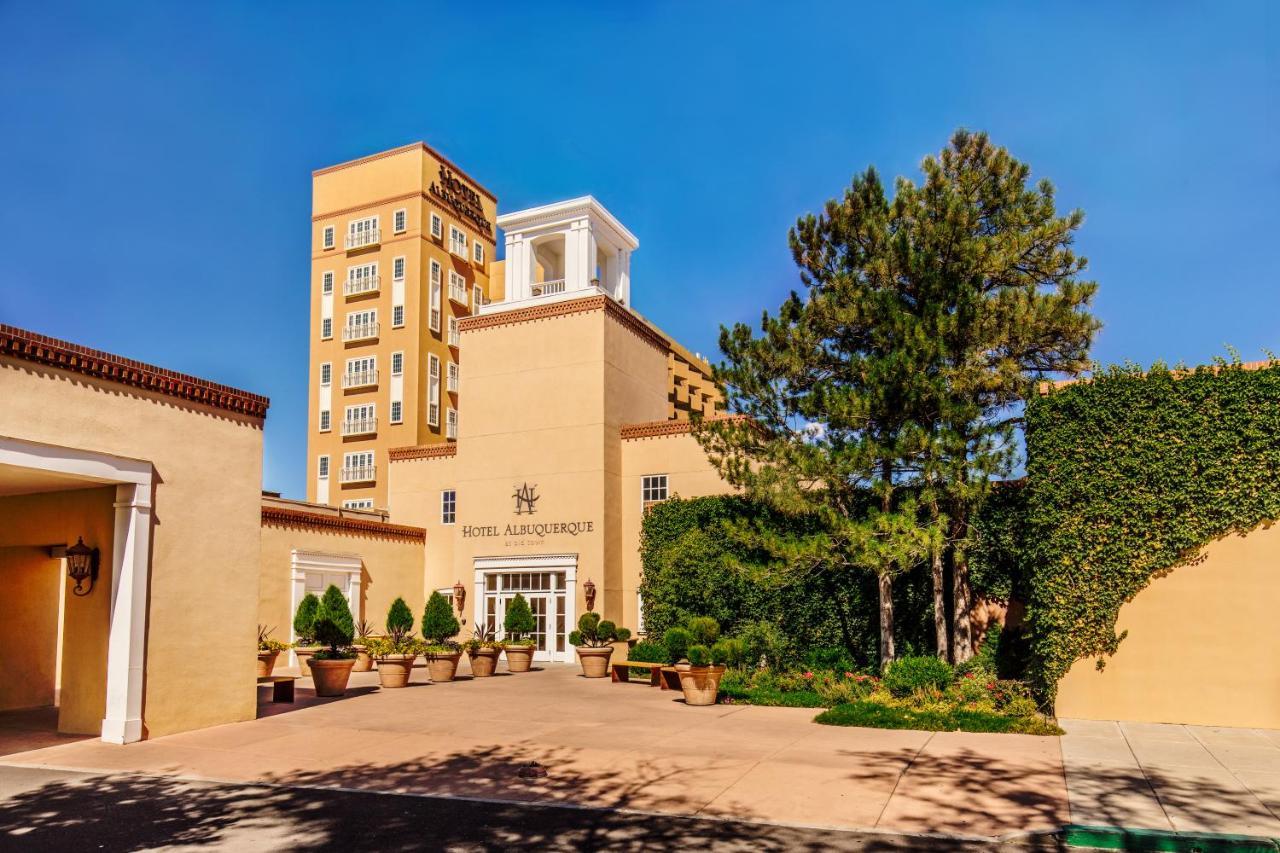 Hotel At Old Town