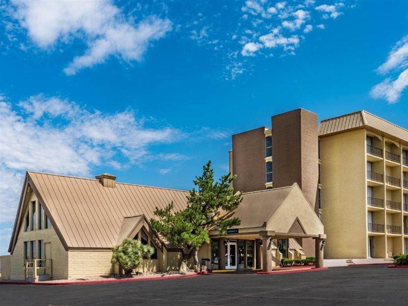 505 Hotel