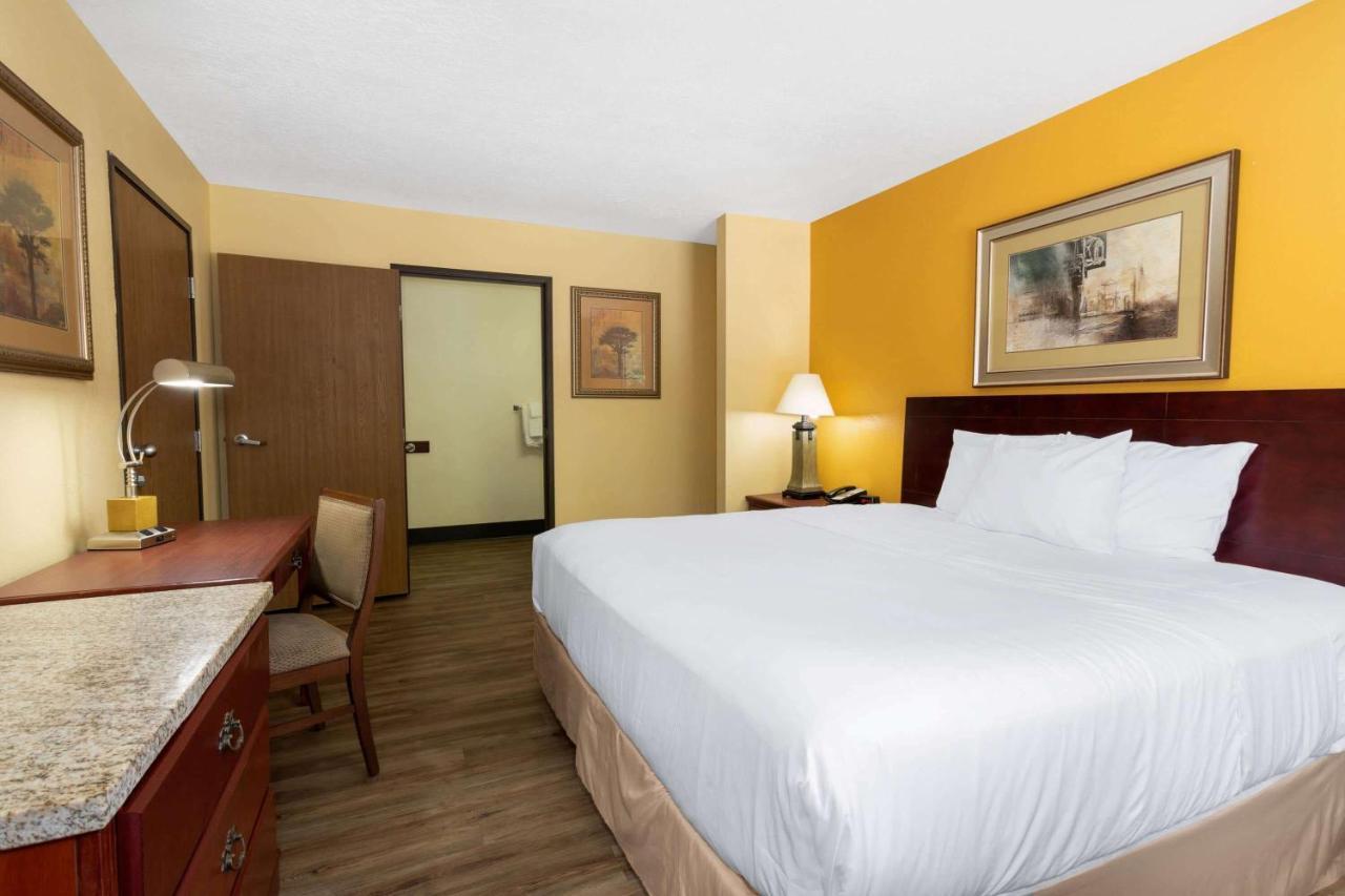 Travelodge By Wyndham East Hotel Albuquerque
