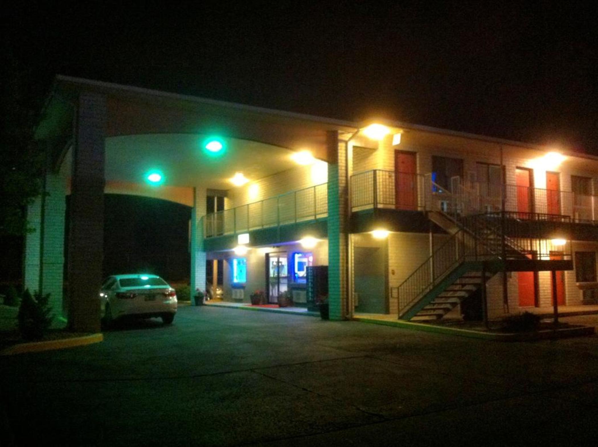 Travelodge By Wyndham East 3*