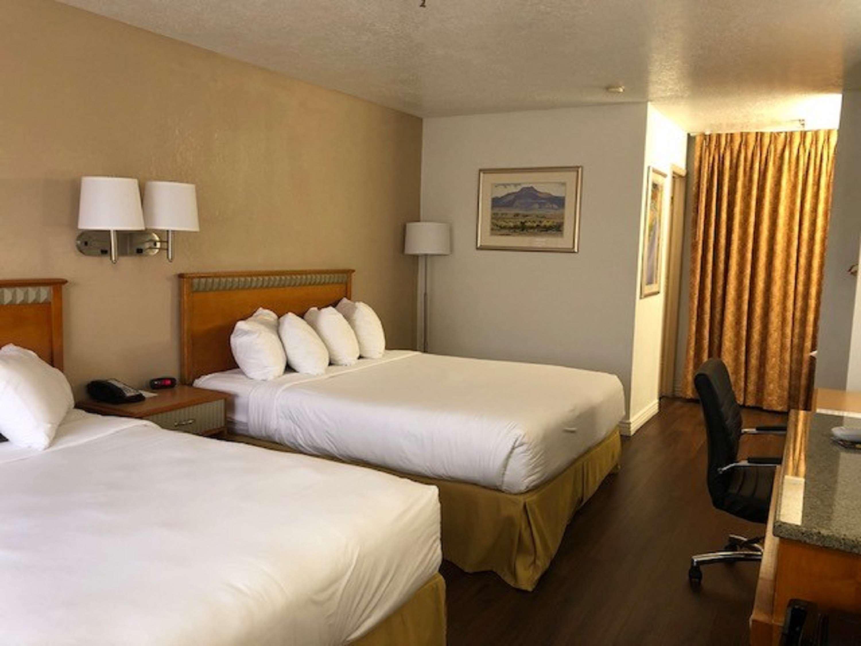 Surestay By Western I-40 Eubank Hotel Albuquerque