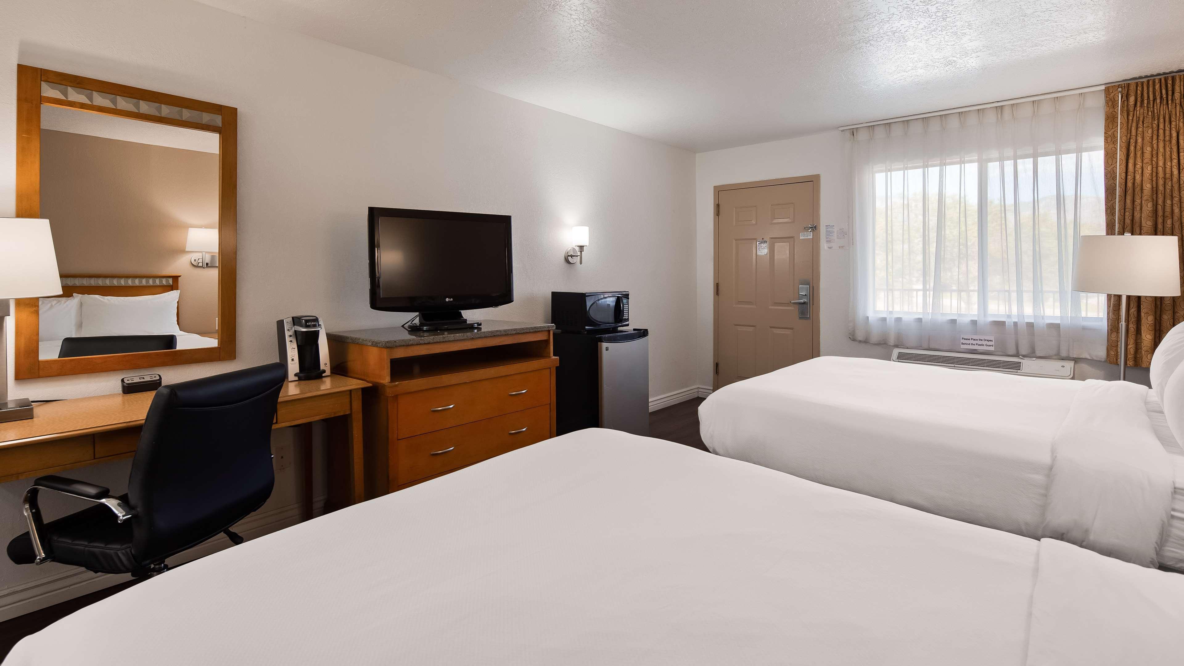 Hotel Surestay By Western I-40 Eubank 3*
