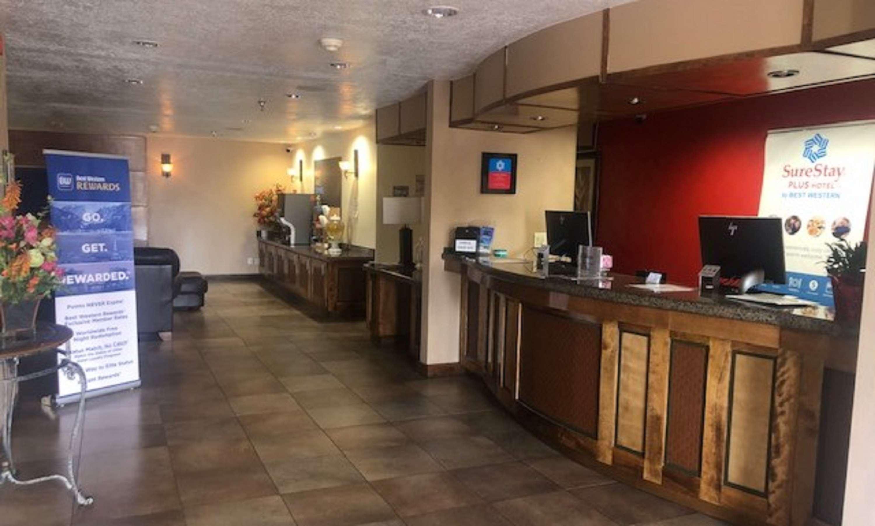 Surestay By Western I-40 Eubank Hotel 3*