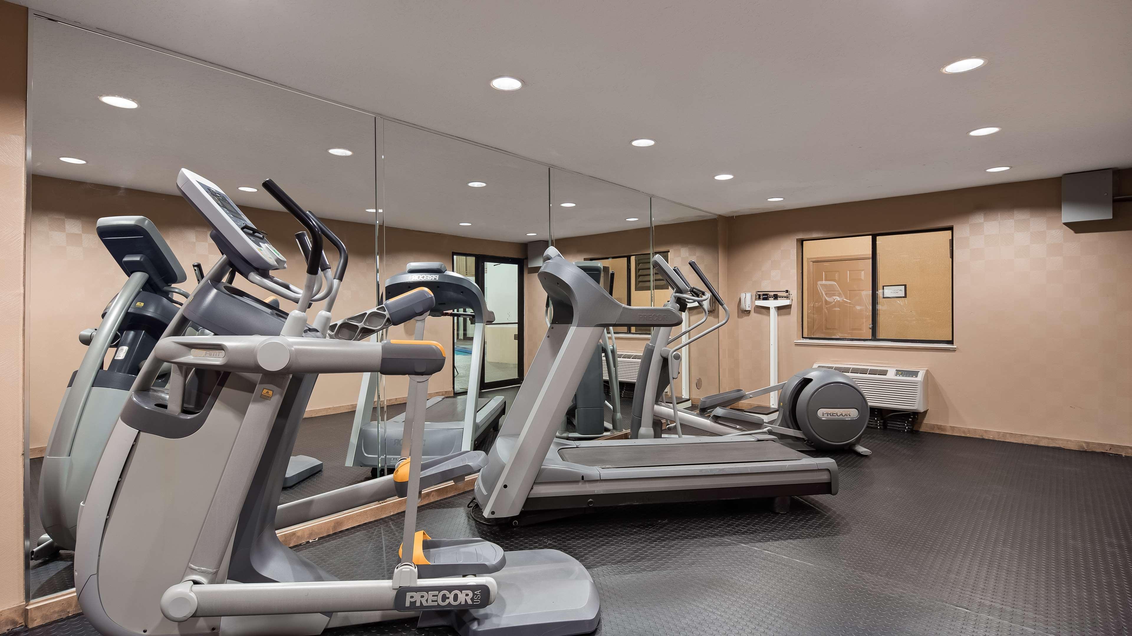 Hotel Surestay By Western I-40 Eubank 3*