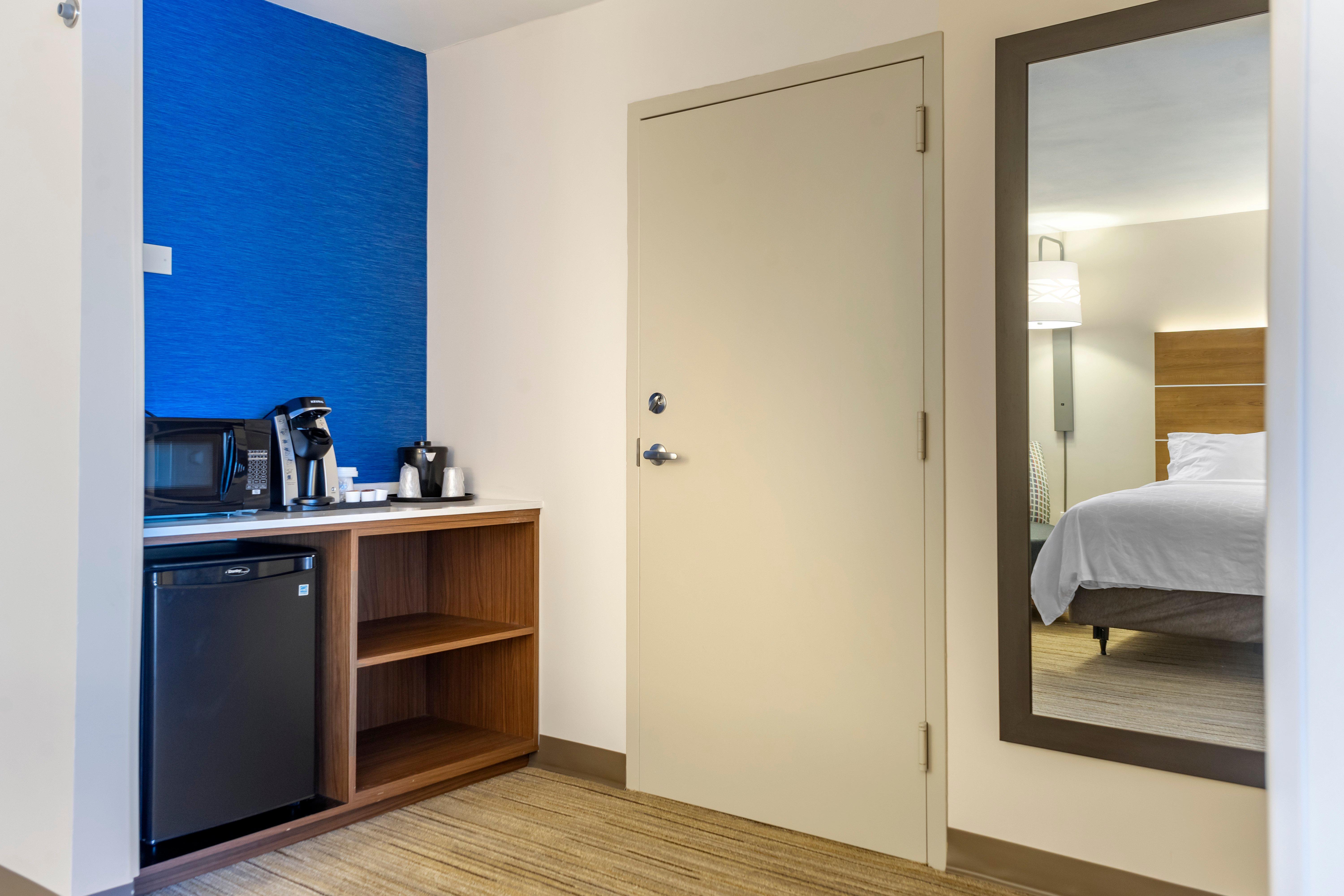 Express & Midtown By Ihg