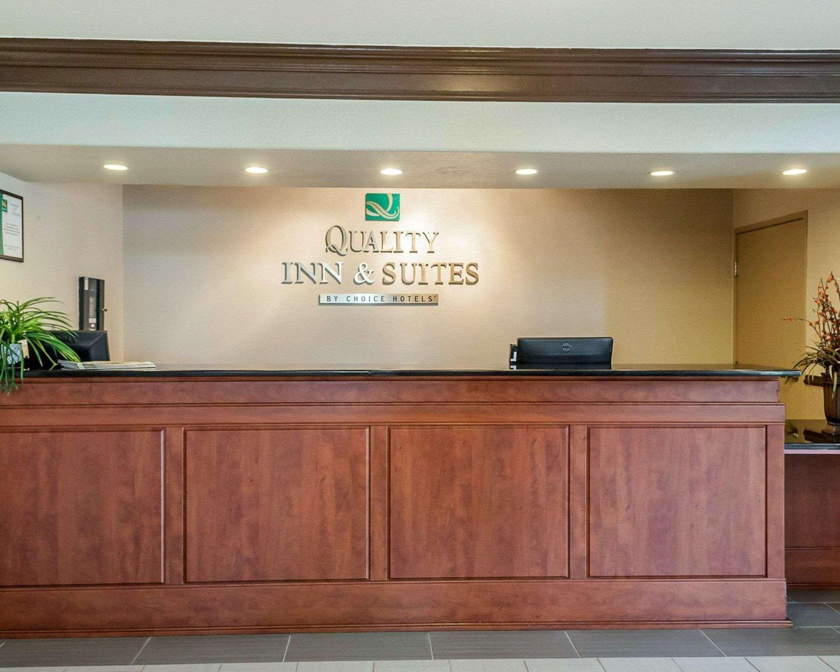 Hotel Quality & West