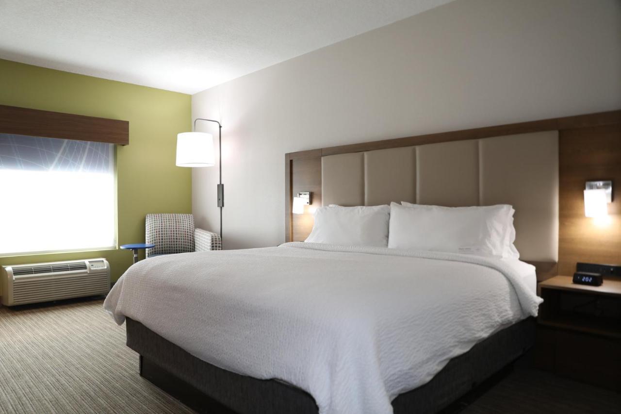 Express & Airport By Ihg Hotel Albuquerque