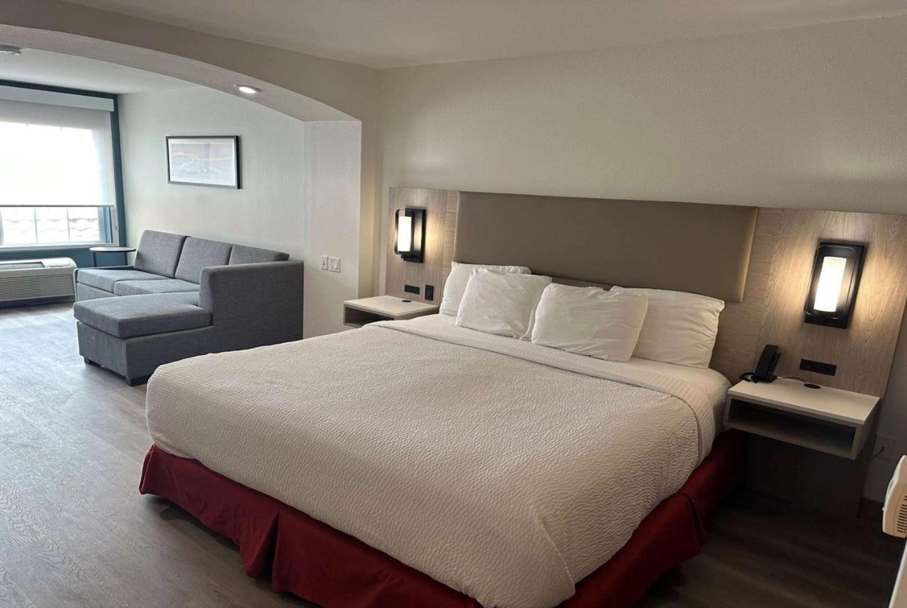 Hotel La Quinta & By Wyndham Midtown