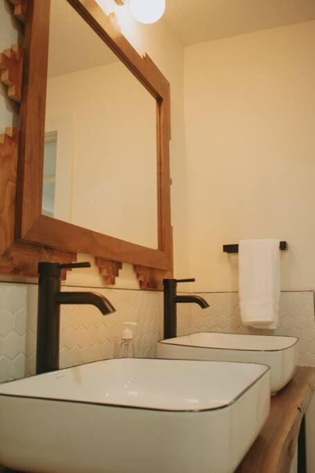 Prickly Pear At Cactus Flower-hot Tub-pet Friendly-no Pet Fees! Albuquerque