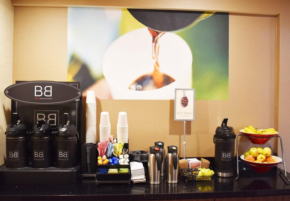 Hotel Fairfield & By Marriott Airport Albuquerque