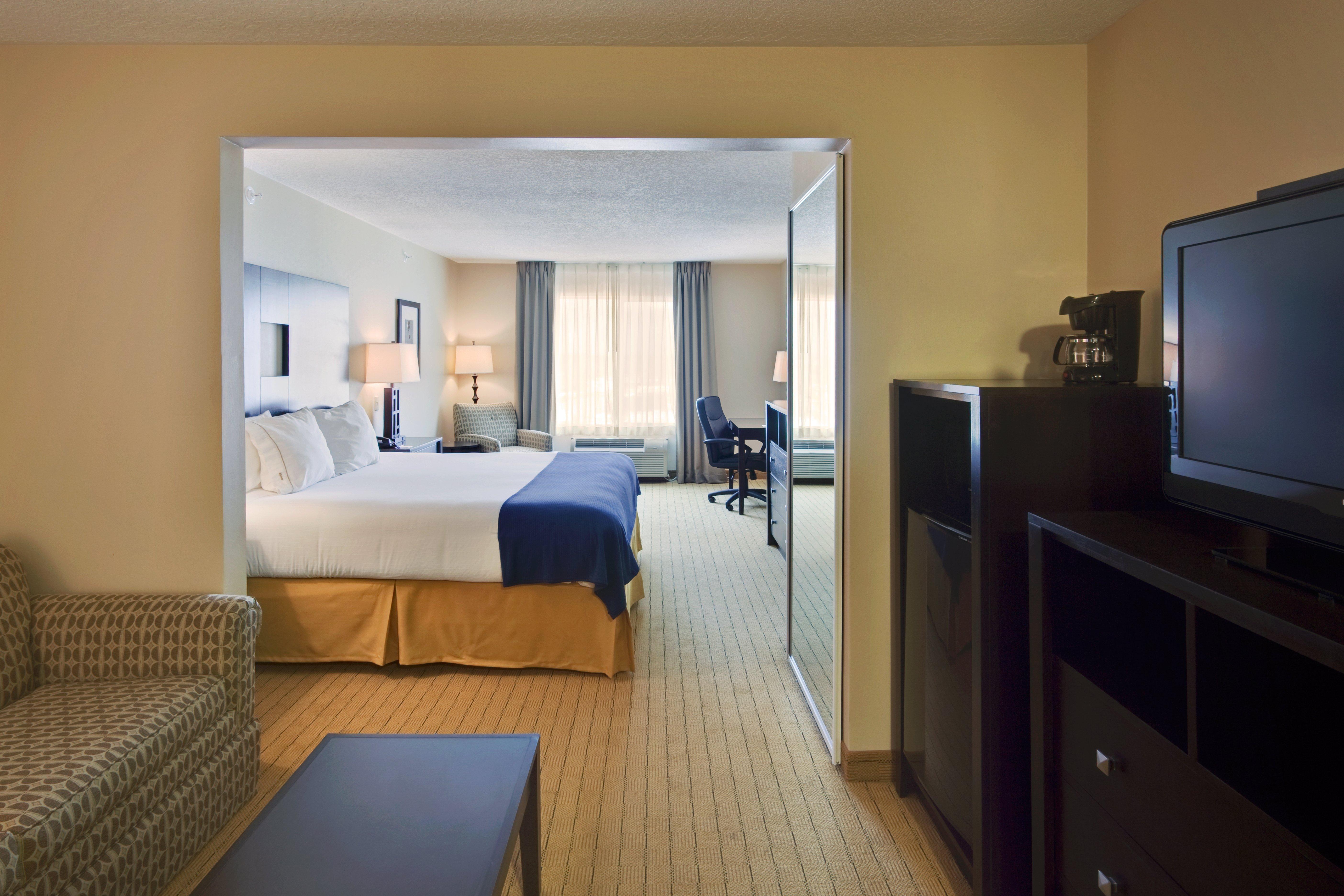 Express & Airport By Ihg Albuquerque