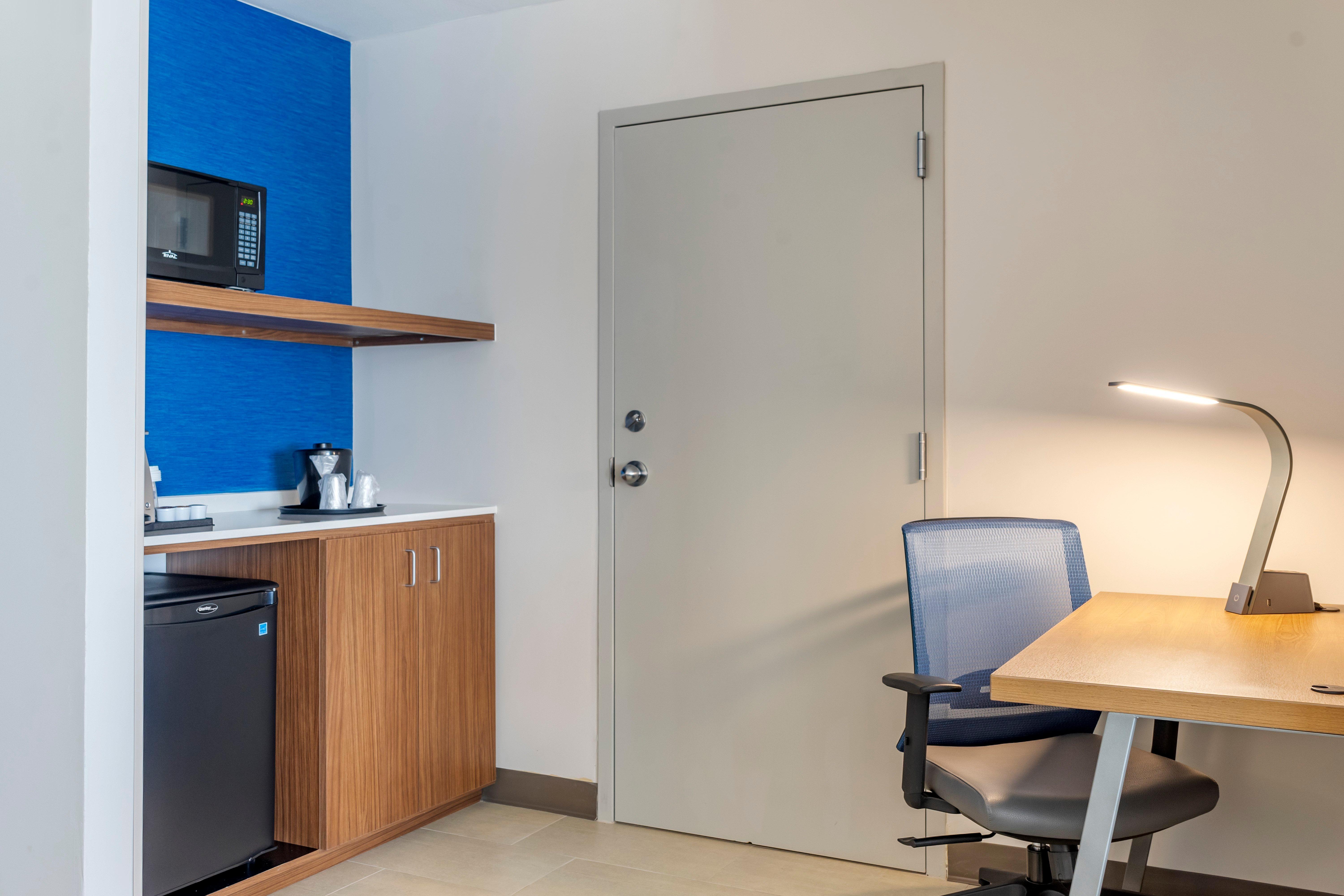 Hotel Express & Midtown By Ihg 2*
