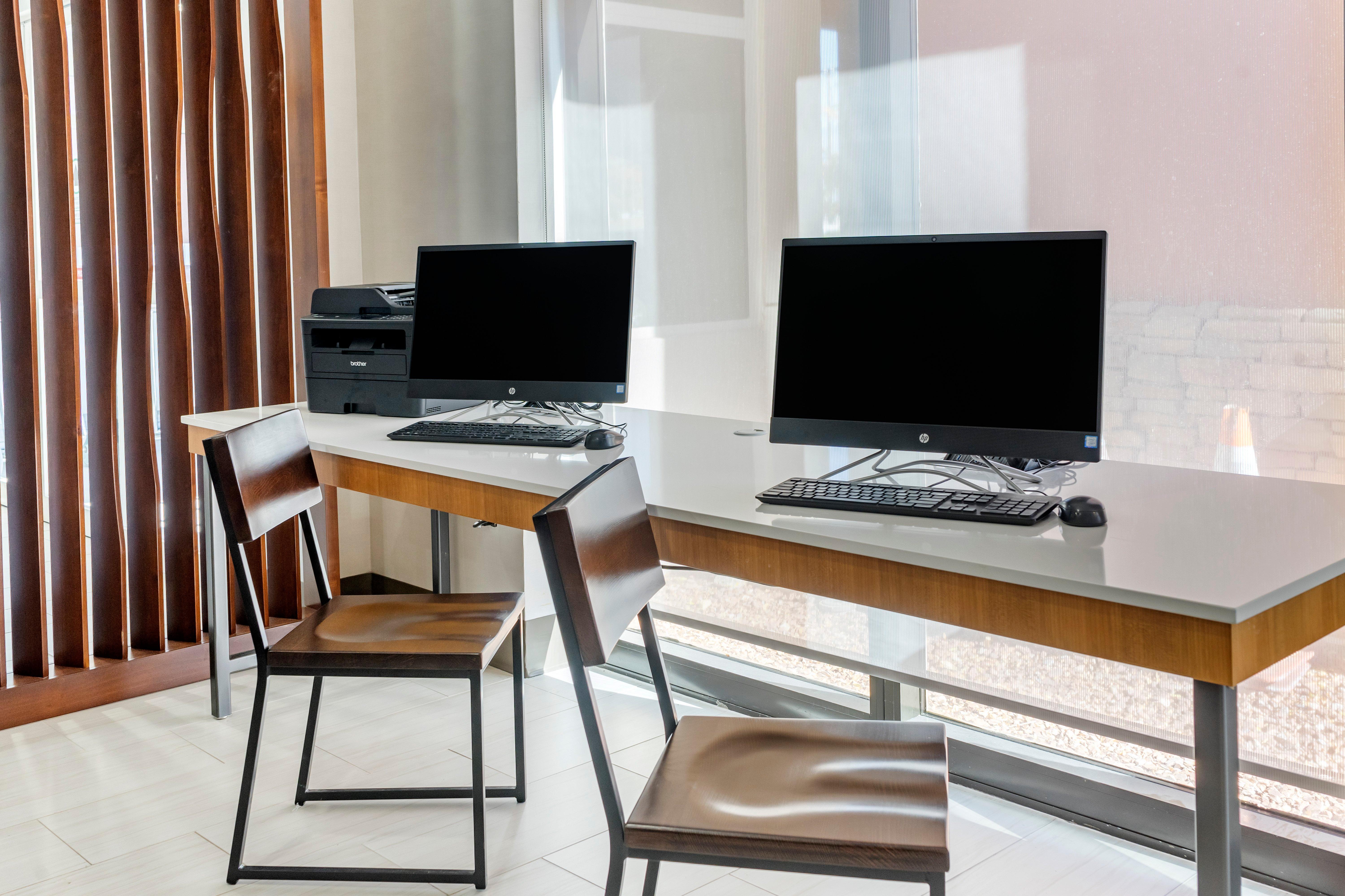 Express & Midtown By Ihg Hotel
