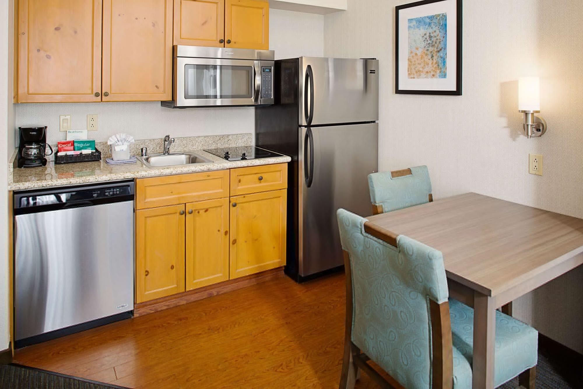 Hotel Homewood By Hilton Uptown 3*