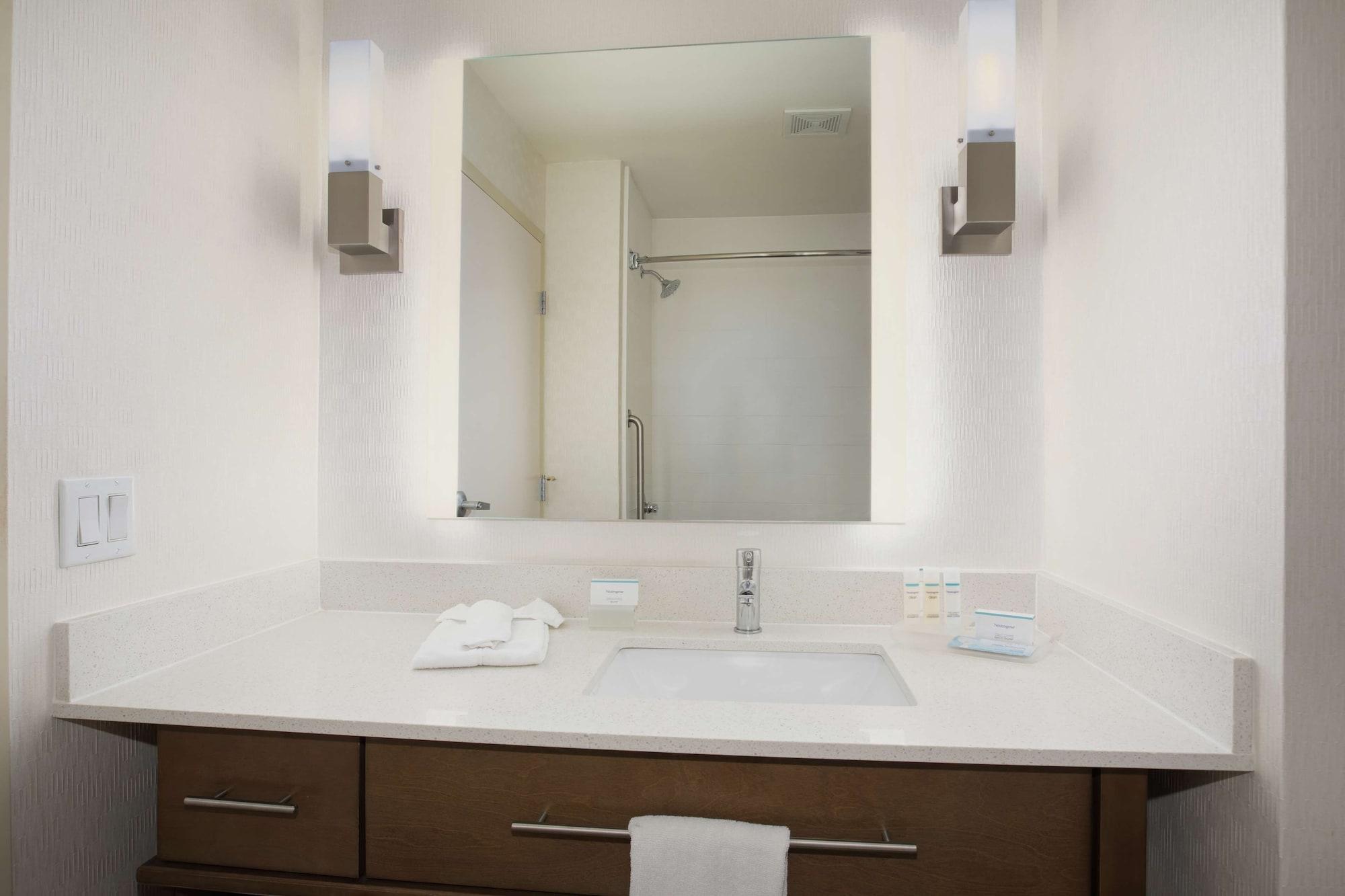 Homewood By Hilton Albuquerque-journal Center Hotel 3*