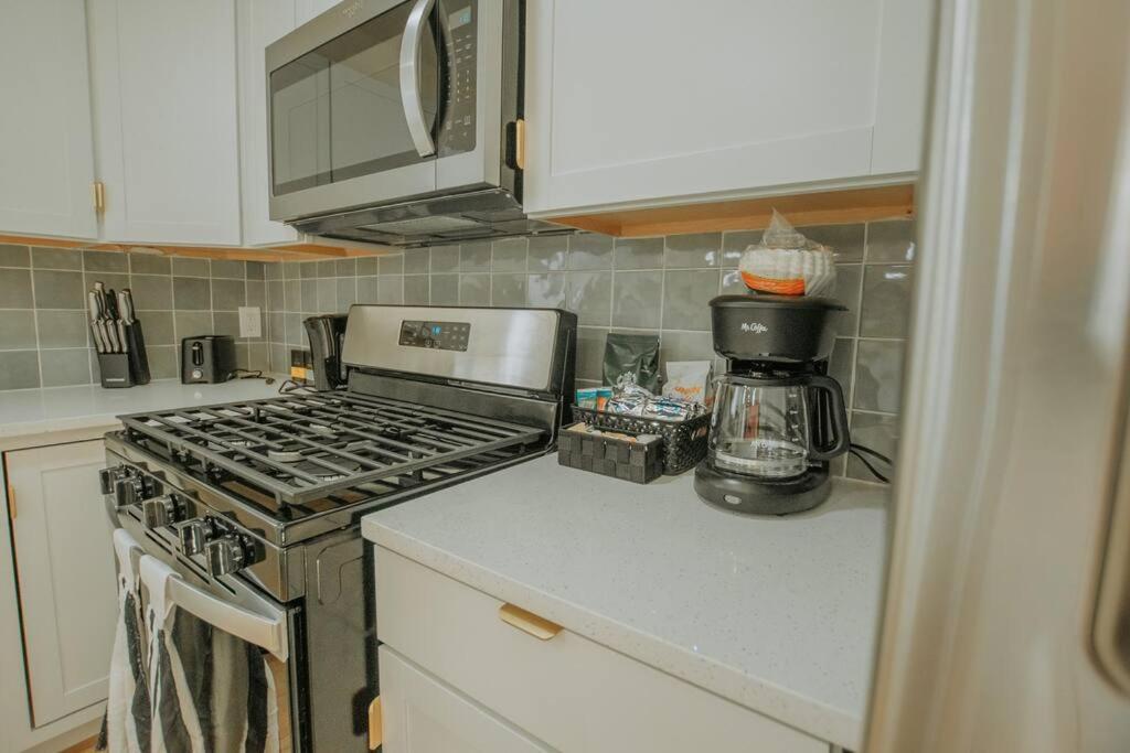 Holiday home Bohemian Chic An Eclectic Escape-hot Tub-pet Friendly-no Pet Fees!