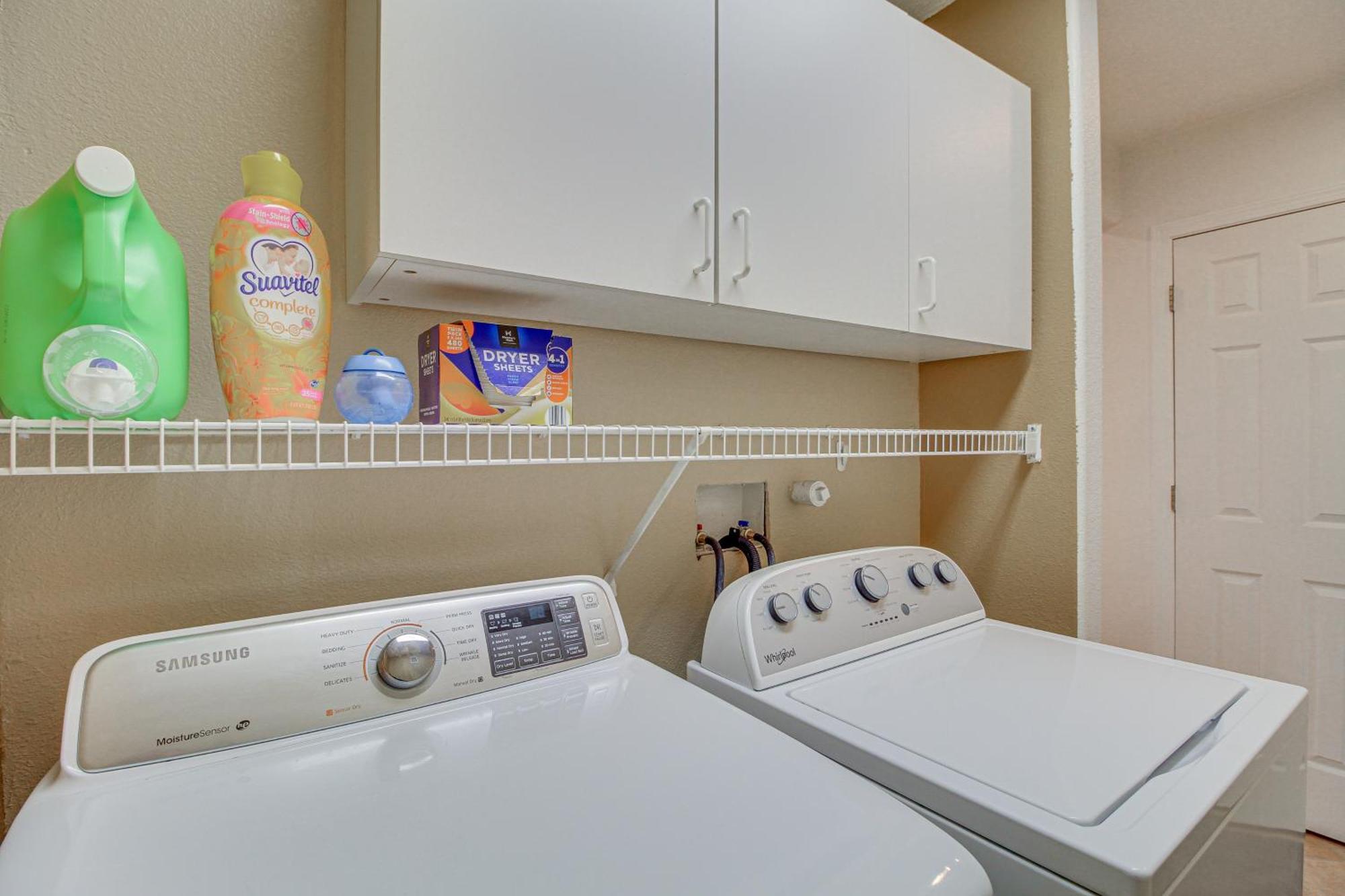 Getaway Near Shopping And Fiesta Park! Holiday home