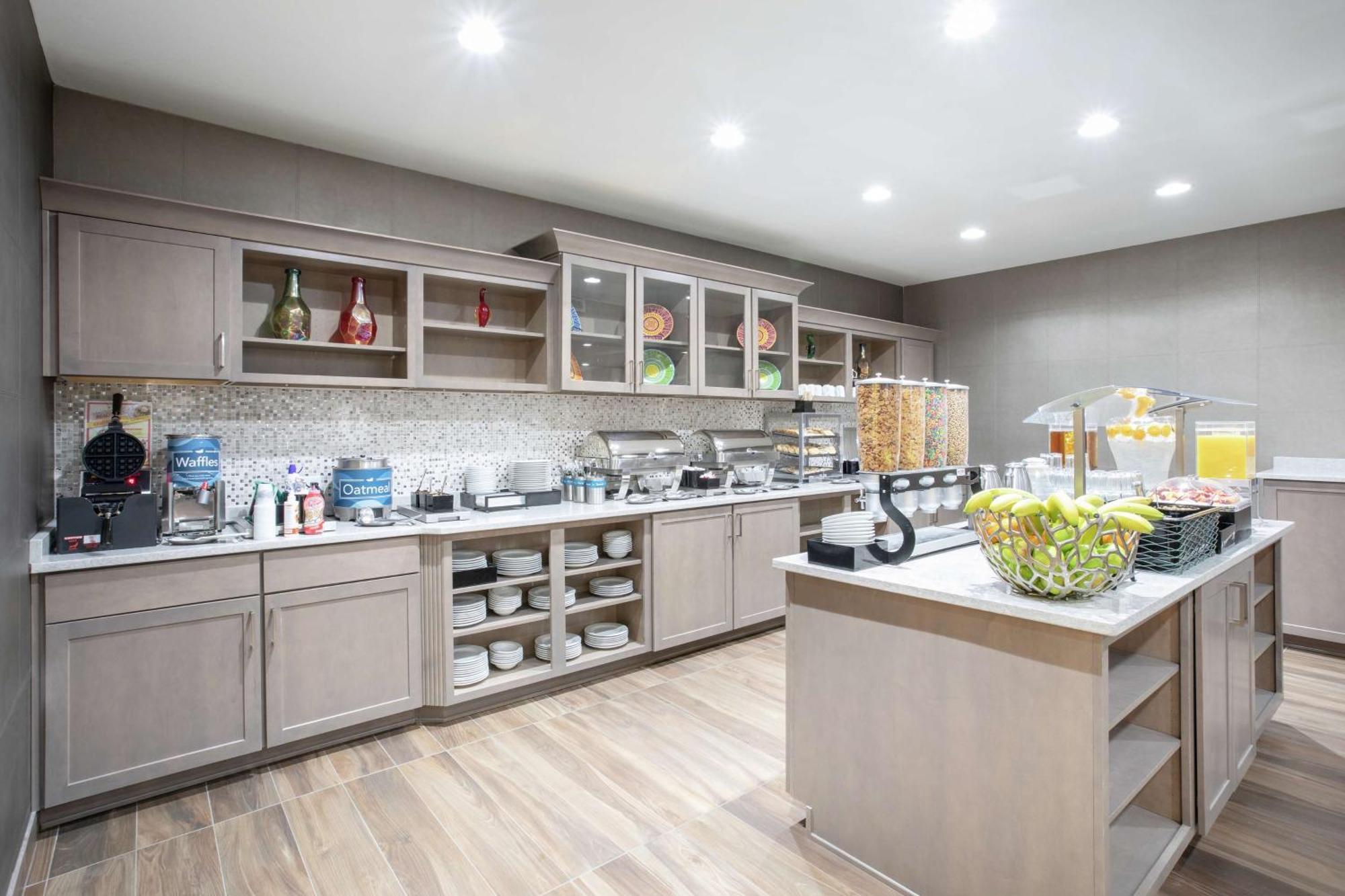 Homewood By Hilton Albuquerque-journal Center 3*