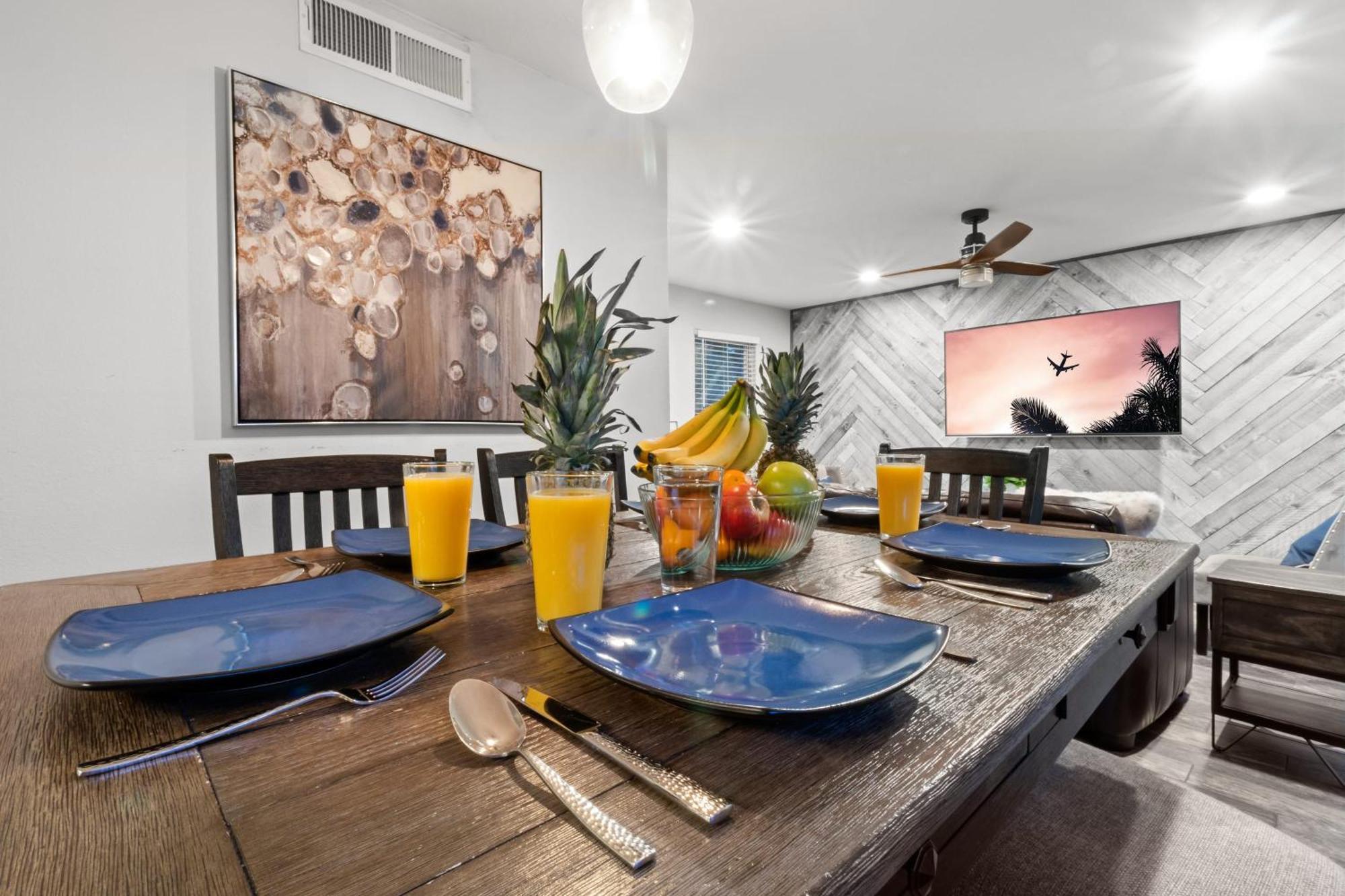 The Plaza - An Irvie W Summer Pool Holiday home