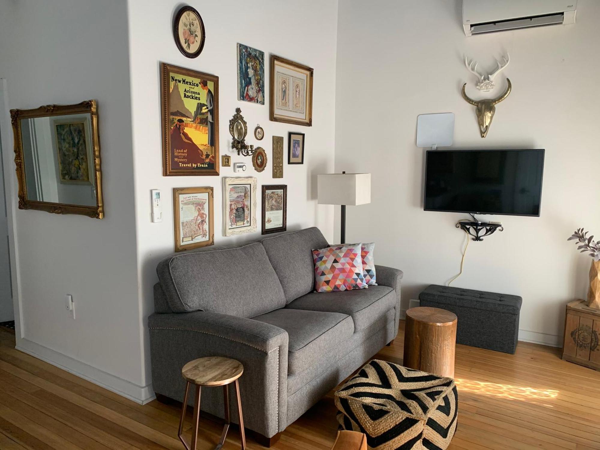 Painted Lady Bed & Brew Bed & Breakfast