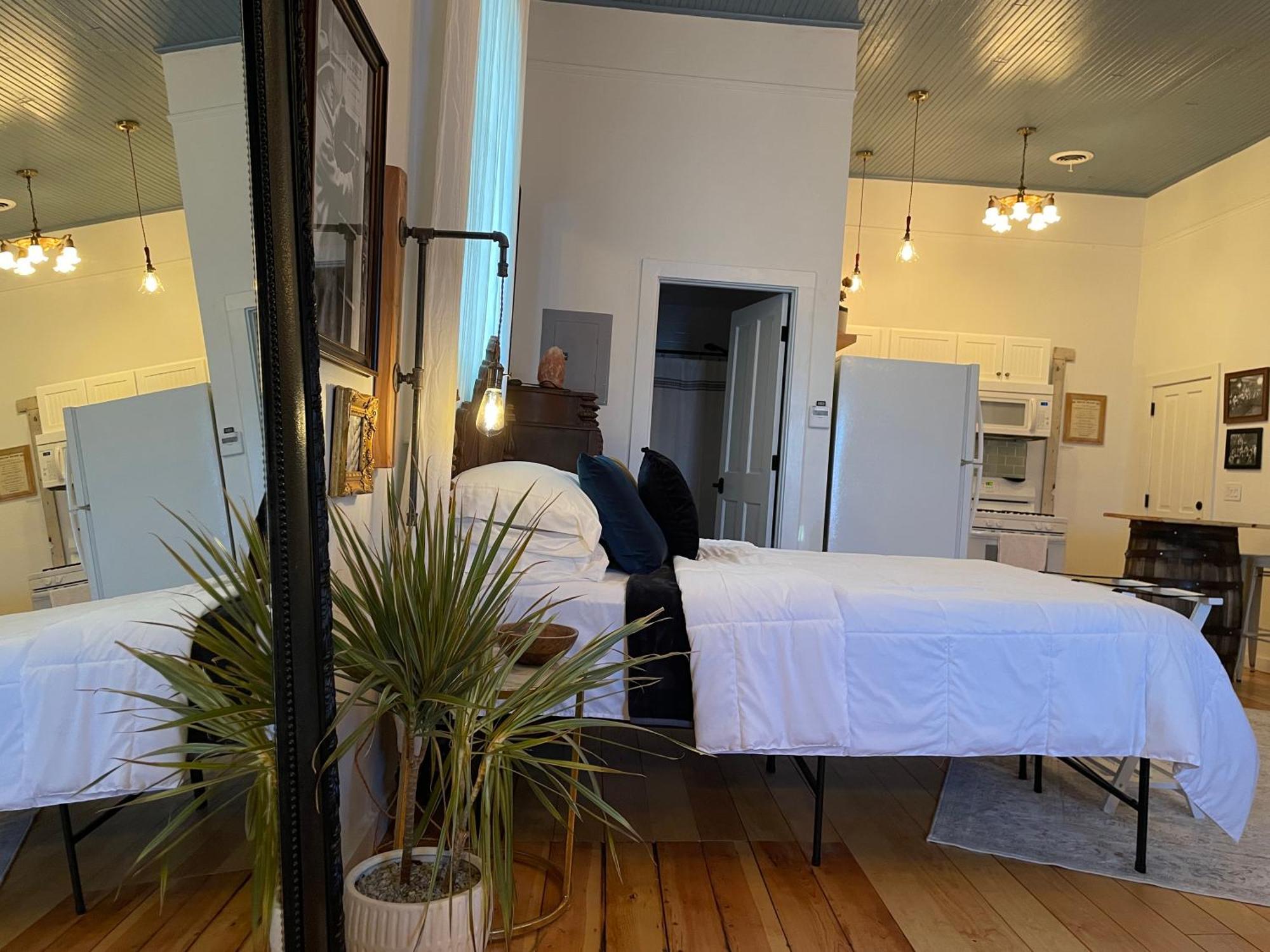 Painted Lady Bed & Brew Bed & Breakfast Albuquerque