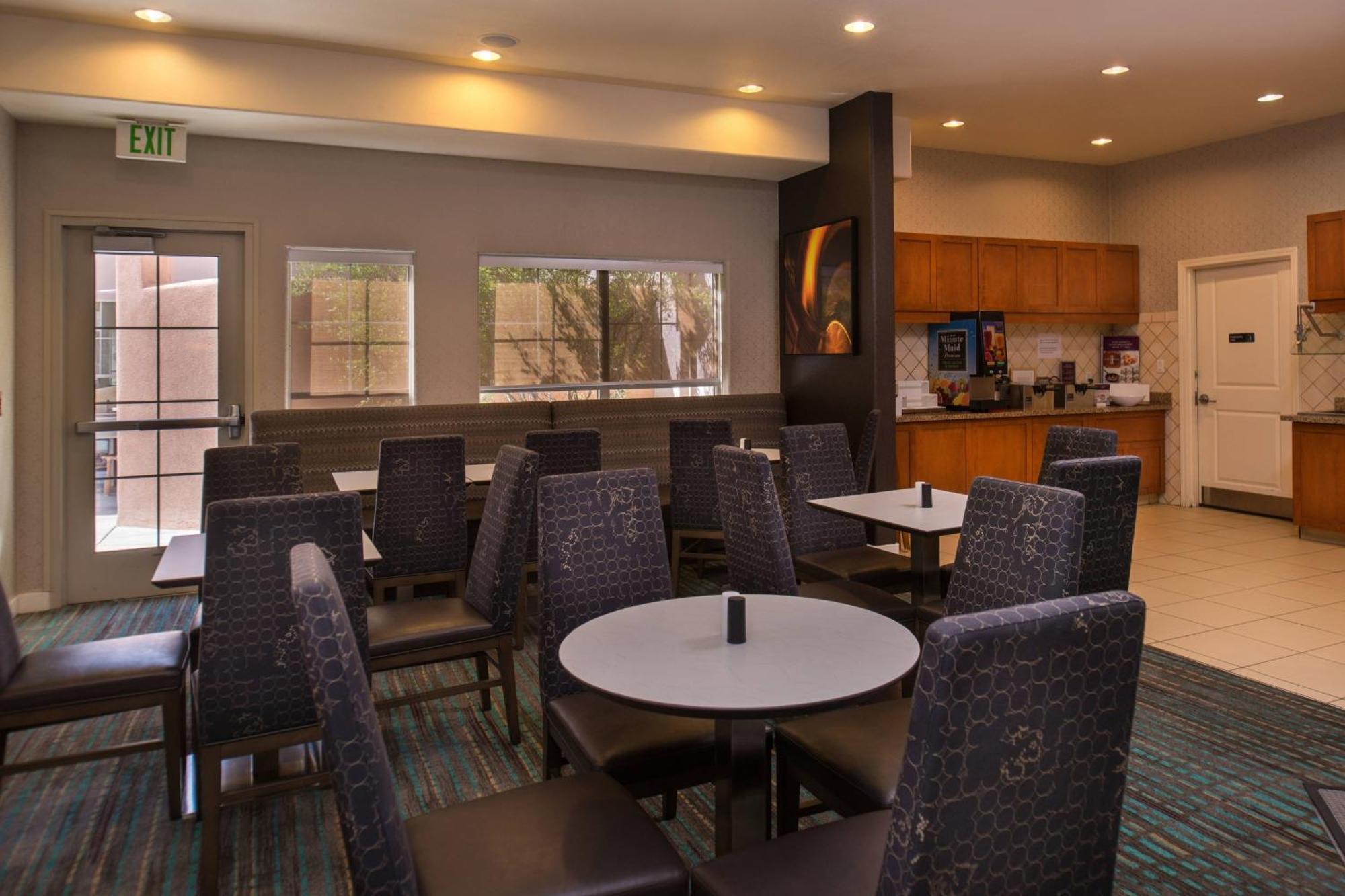 By Marriott Airport Albuquerque