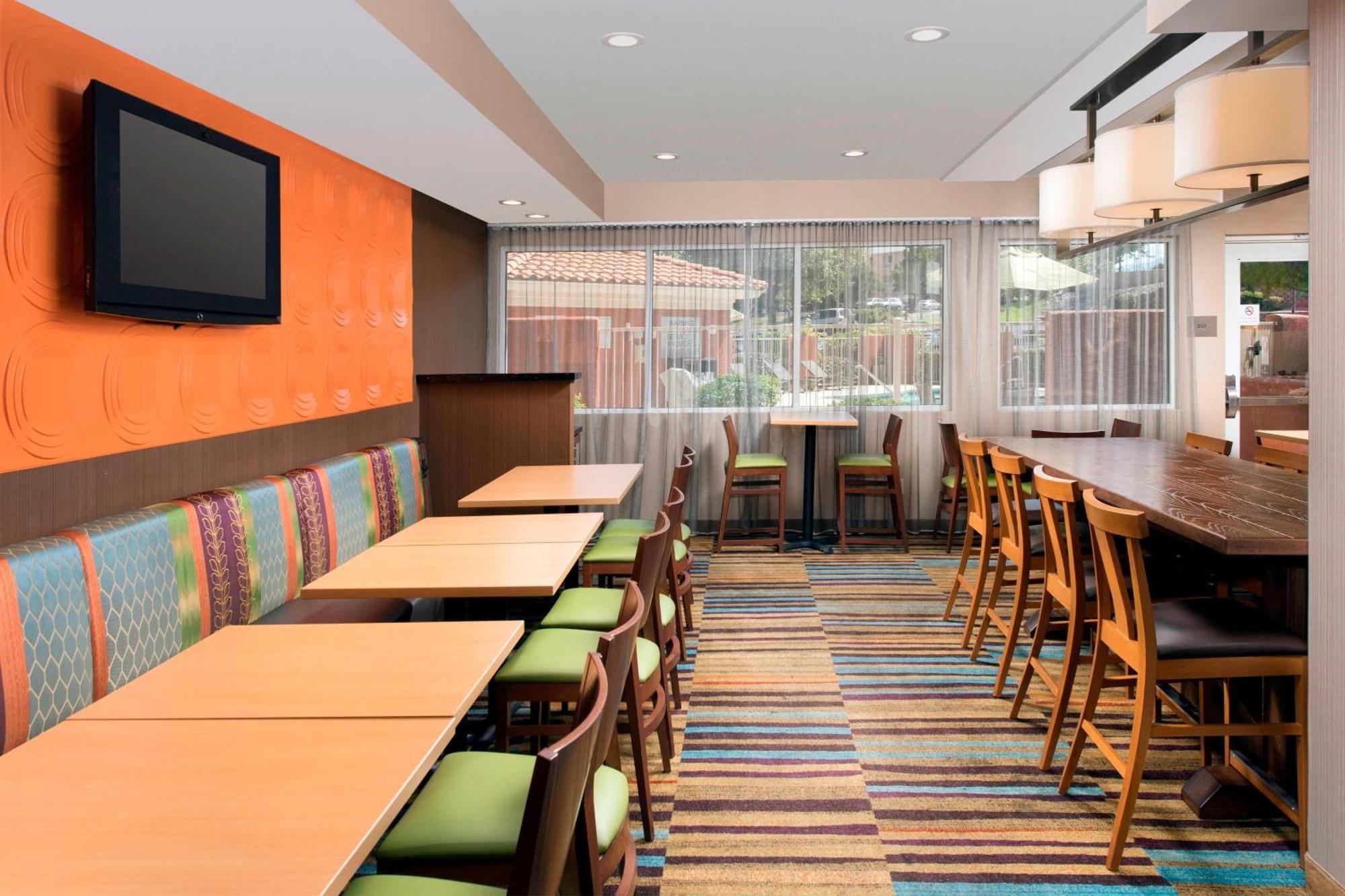 Fairfield & By Marriott Airport