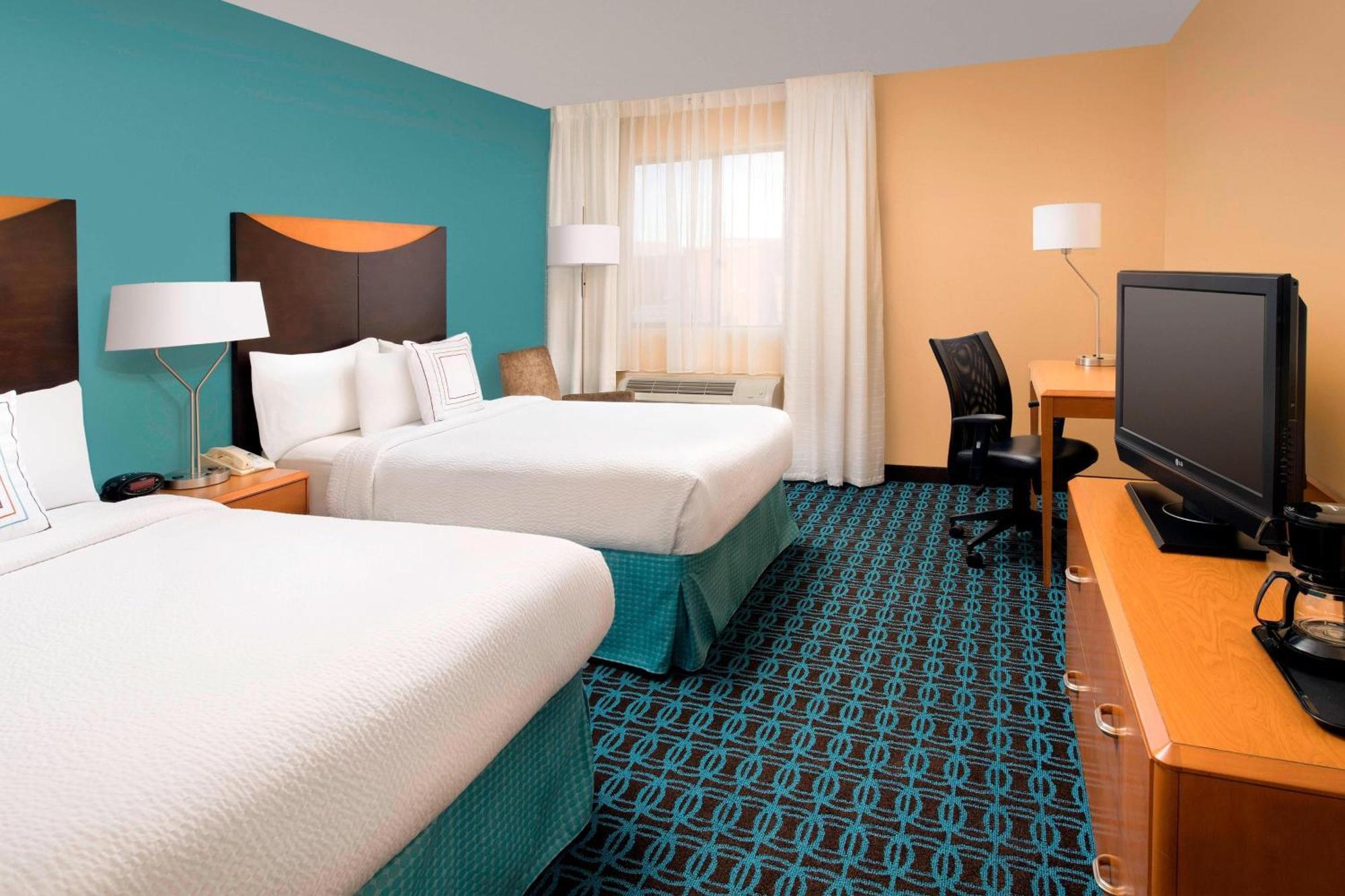 Fairfield & By Marriott Airport Hotel 3*