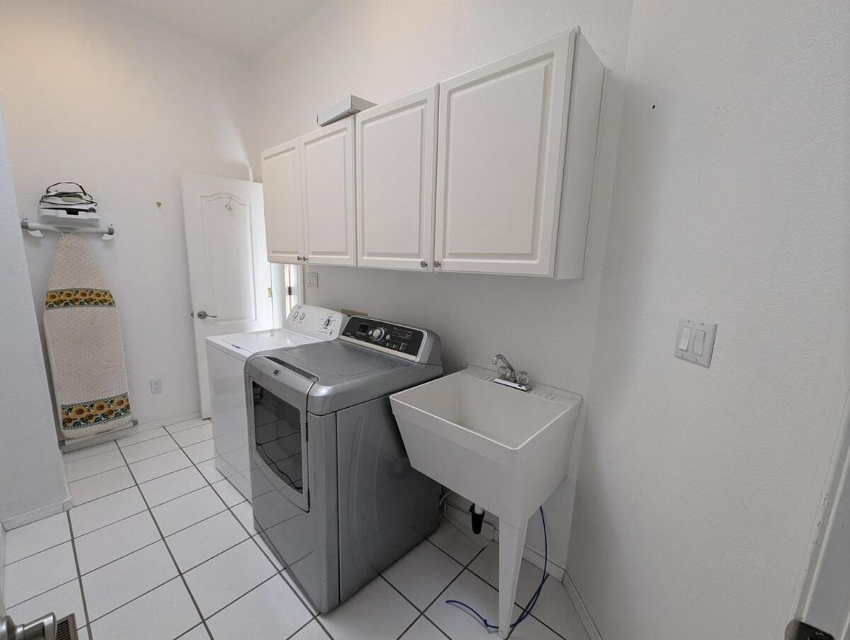 Holiday home Long Welcome! Across From Trailhead,game Rm!
