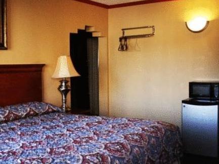 Days By Wyndham Downtown Hotel 2*